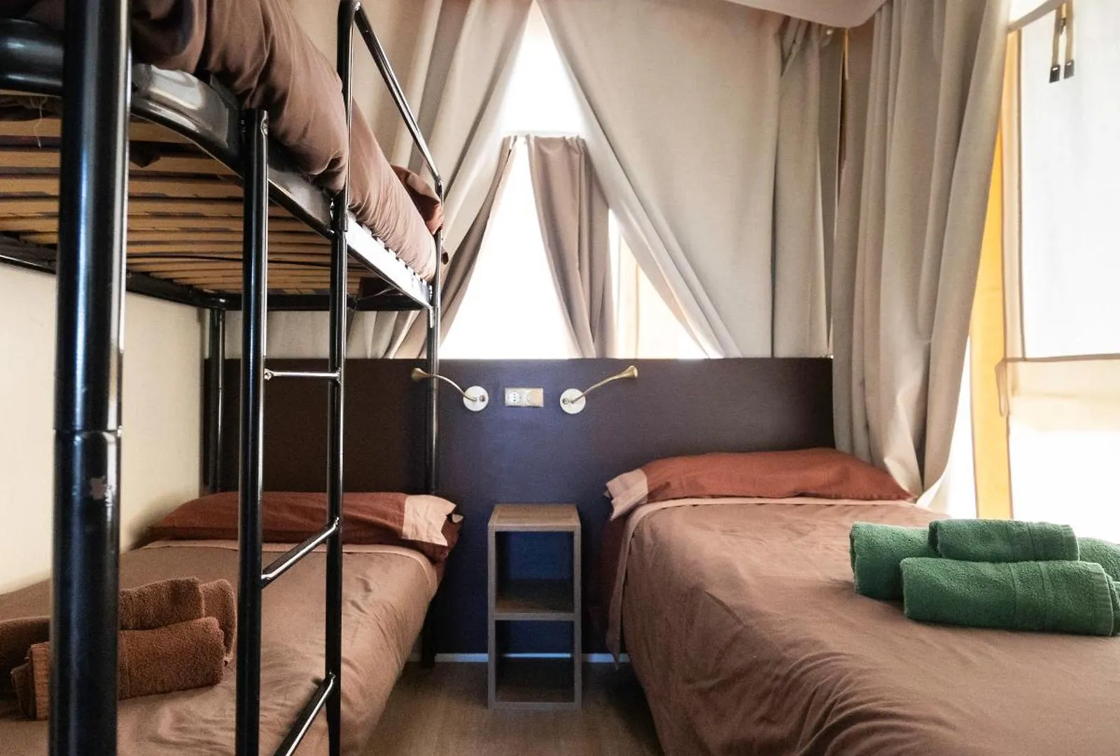 Ciriga Sicily Glamping Resort Santa Maria Del Focallo 0*,  Italie
