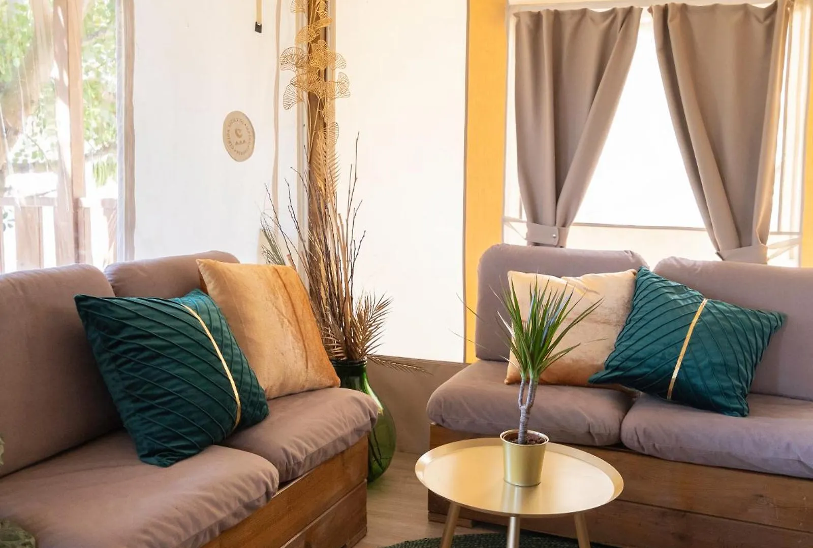 Ciriga Sicily Glamping Resort Santa Maria Del Focallo 0*,  Italie
